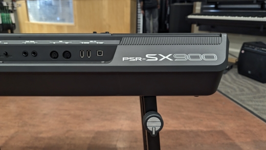 Store Special Product - Yamaha PSRSX900